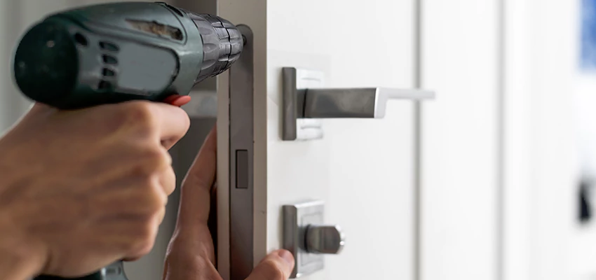 Locksmith For Lock Replacement Near Me in Exeter, CA
