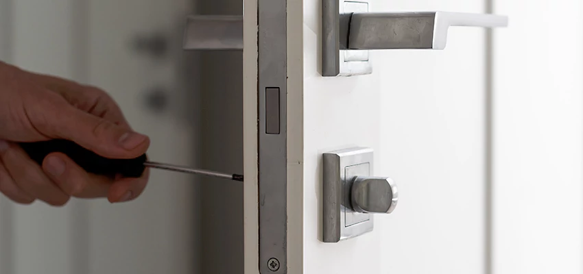 Key Programming Locksmith Open Now in Exeter, California